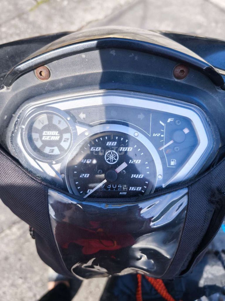 Yamaha Jupiter Gravita 2011 Đen-Bạc 570000 km. Mua bán Xe máy tại Quận Cầu Giấy Hà Nội được đăng bởi Nguyen Khac Tung CTV_CTHD hình 4