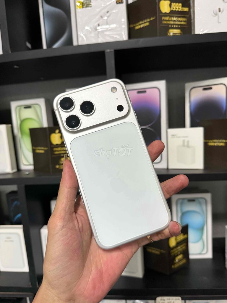 iPhone 17 Pro Max 256GB 4G đẹp Keng giaoluu. Mua bán Điện thoại tại Thị xã Bến Cát Bình Dương được đăng bởi Devil Nguyễn hình 1