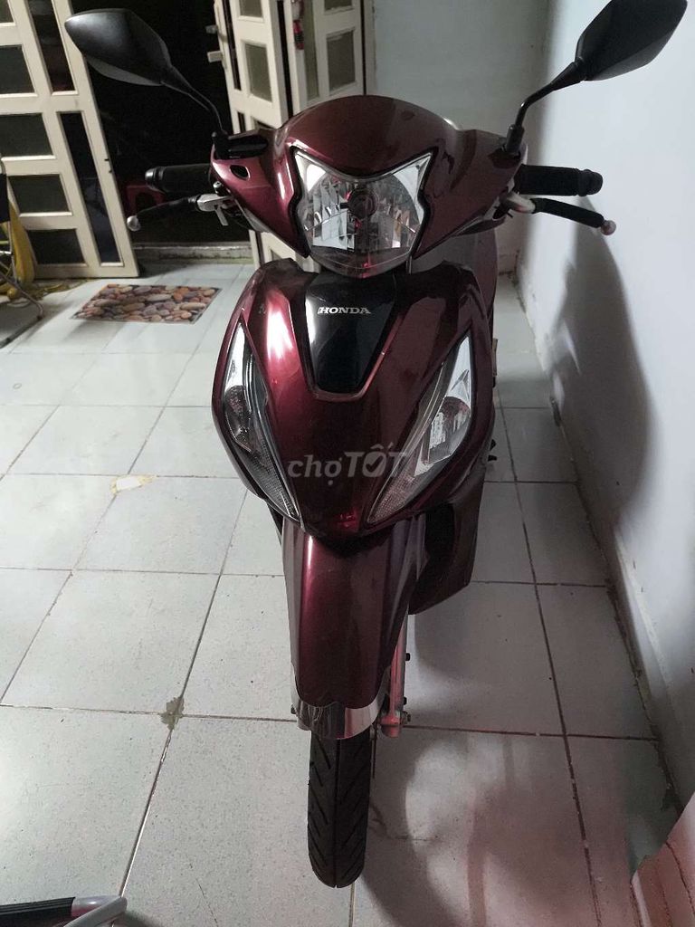 Honda Vision 2022 Nâu đỏ 4303km. Mua bán Xe máy tại Huyện Nhà Bè Tp Hồ Chí Minh được đăng bởi Thuc Nguyen Duy hình 3