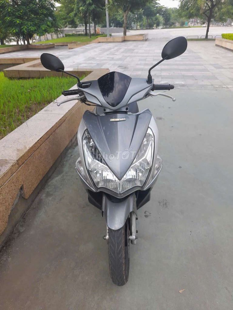 Xe sịn giá tốt. Mua bán Xe máy tại Thành phố Việt Trì Phú Thọ được đăng bởi Nguyễn Lý Hùng hình 2