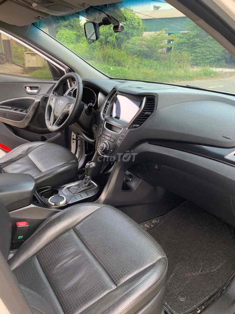 Hyundai Santa Fe 2015 2.2 AT 4WD - 60000 km. Mua bán Ô tô tại Thị xã Hương Thủy Thừa Thiên Huế được đăng bởi Đình vê hình 11
