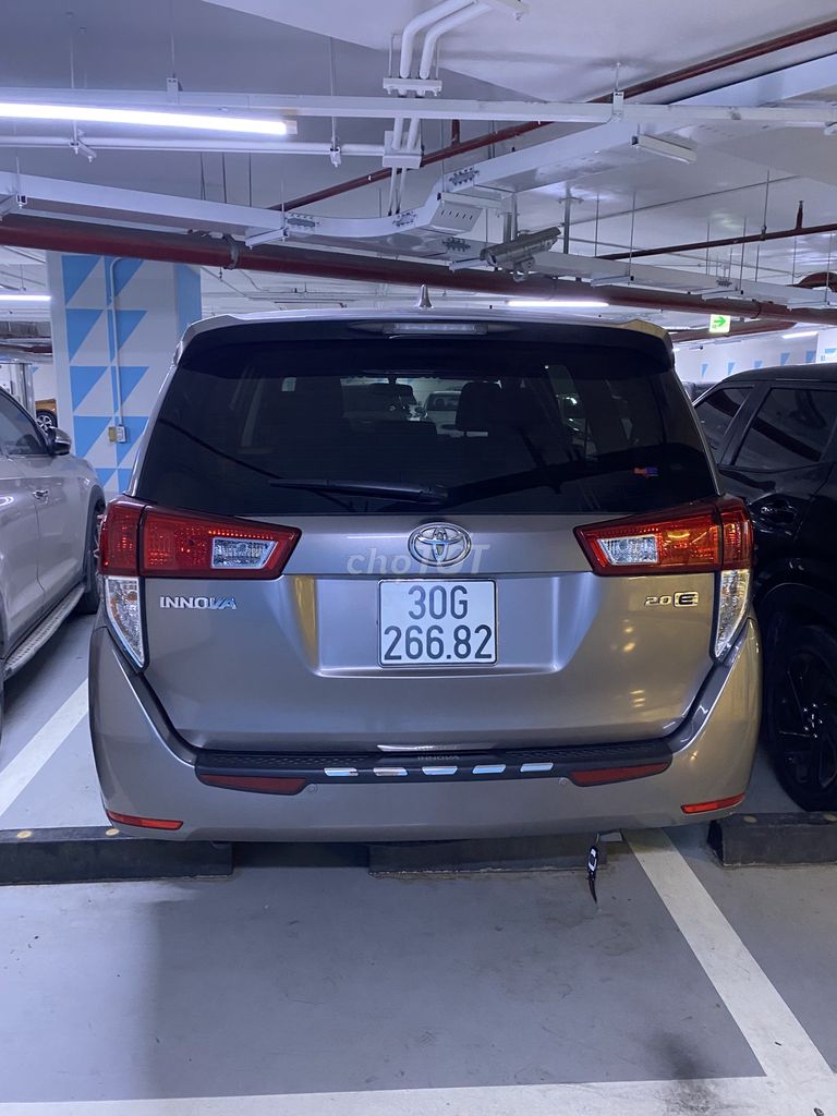 Toyota Innova 2020 Số sàn 100000 km Xám. Mua bán Ô tô tại Quận Ba Đình Hà Nội được đăng bởi Toan Xuan hình 5