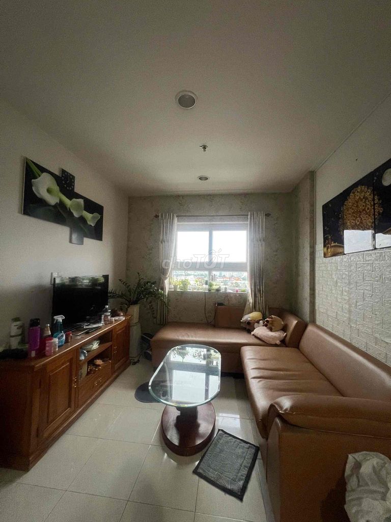 Bán chung cư Linh Trung 61m2 2PN 1WC full Nội thất 2,55 tỷ tầng cao