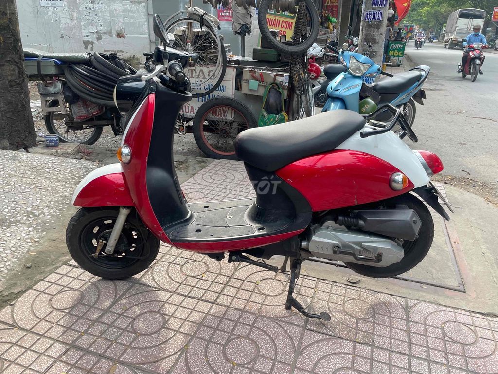 xe tay ga 50cc biển thành phố