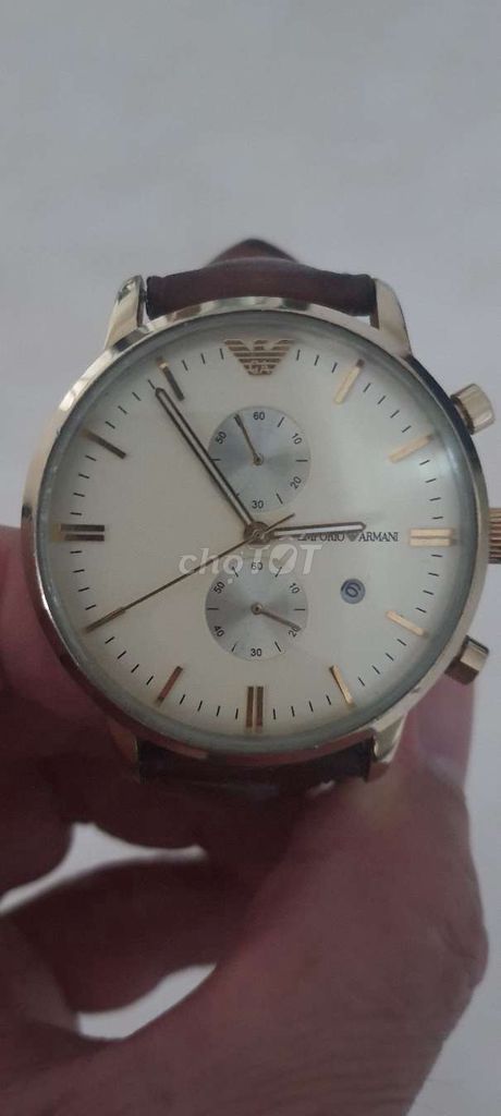 Đồng hồ Emporio Armani dây da nâu 42mm. Mua bán Đồng hồ tại Quận 12 Tp Hồ Chí Minh được đăng bởi HT hình 1