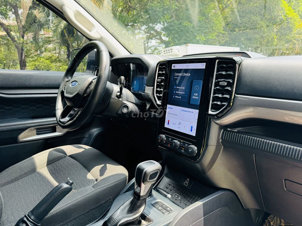 FORD RANGER XLT 2 CẦU SỐ TỰ ĐỘNG MODEL 2023. Mua bán Ô tô tại Quận Tân Phú Tp Hồ Chí Minh được đăng bởi Trần Thành hình 9