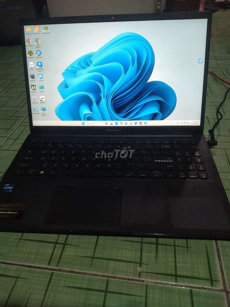 Laptop ASUS i5 Gen 8 8GB/256GB Đen. Mua bán Laptop tại Quận Bình Thạnh Tp Hồ Chí Minh được đăng bởi Trần Thanh Vân hình 1