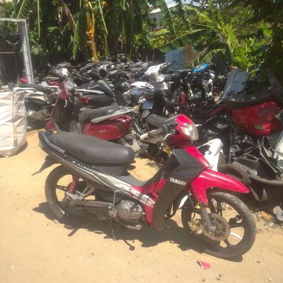Kho phụ tùng xe máy cũ. Mua bán Phụ tùng xe tại Quận Cẩm Lệ Đà Nẵng được đăng bởi hồ chí hiếu