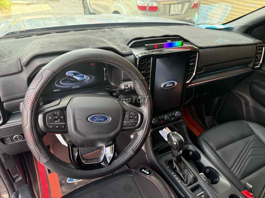 Everest mode2023  Titanium 2.0L AT 4x2 - 36000 km. Mua bán Ô tô tại Quận 12 Tp Hồ Chí Minh được đăng bởi Văn Bình hình 6