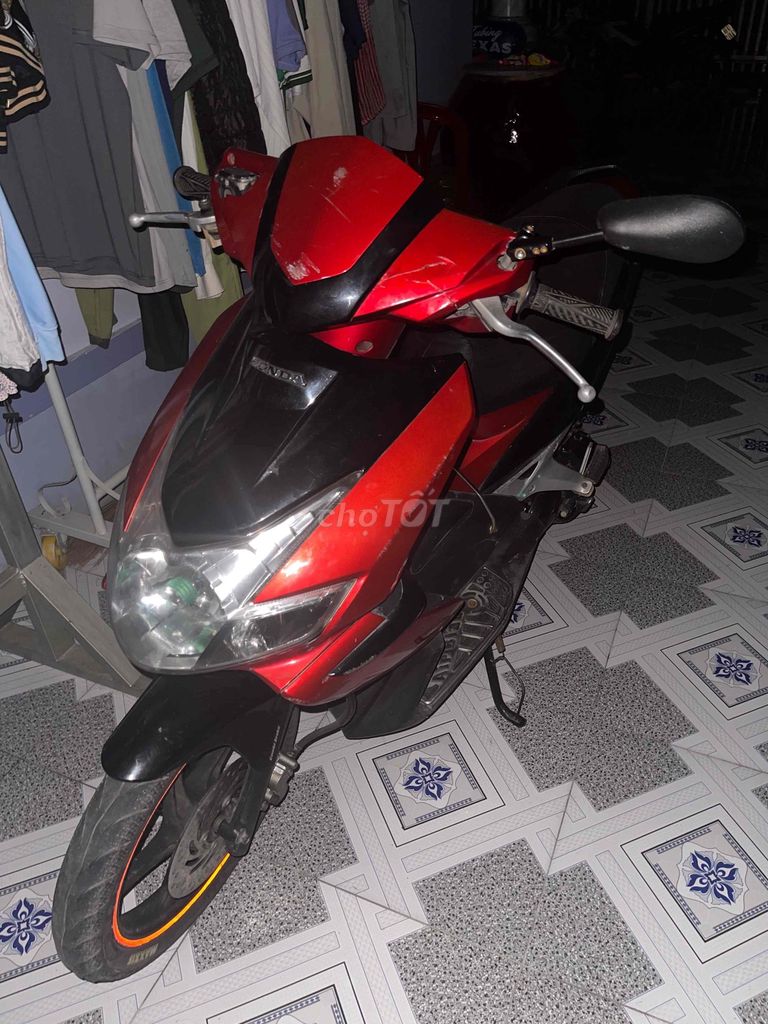 cần bán ab 2010 xe ngon sạch. Mua bán Xe máy tại Huyện Cờ Đỏ Cần Thơ được đăng bởi Lê Văn Lộc hình 2