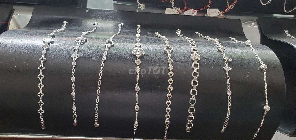 Lắc tay Nữ Bạc ta và vòng tay trẻ con. Mua bán Mẹ và bé tại Huyện Gia Lâm Hà Nội được đăng bởi Nguyen minh hình 1