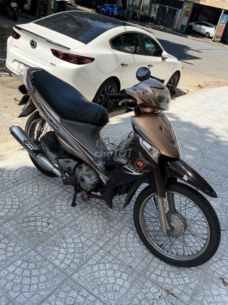 Suzuki Revo коричневый, тихий двигатель, полуавтомат, отличное состояние, с электростартером
