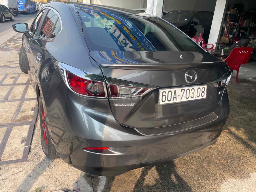 Mazda 3 2019 Xám Đen