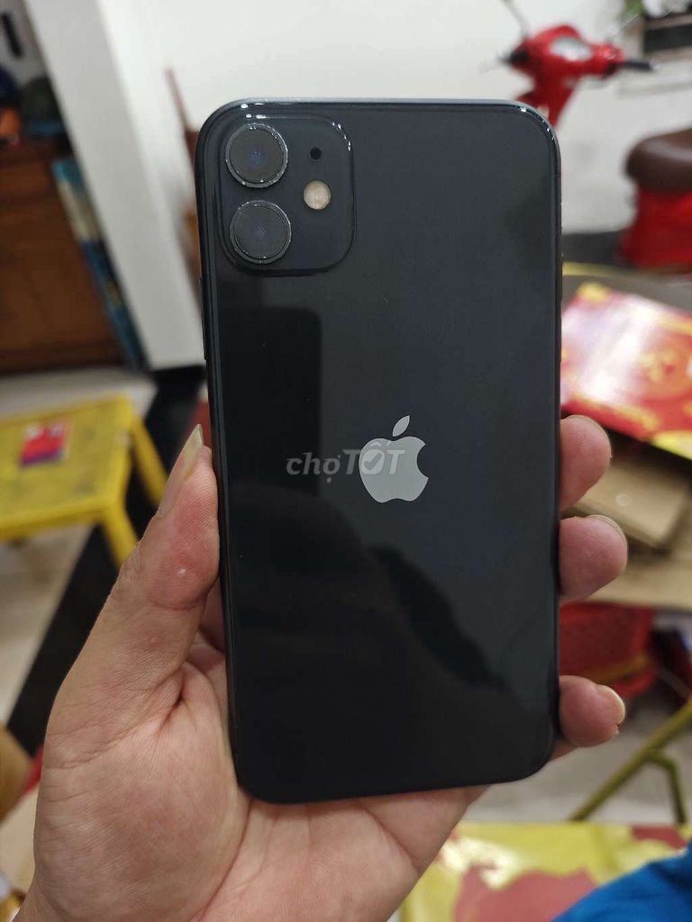 Apple iPhone 11 64GB Đen 100%. Mua bán Điện thoại tại Quận Cẩm Lệ Đà Nẵng được đăng bởi Nguyễn Đức Ngà hình 1