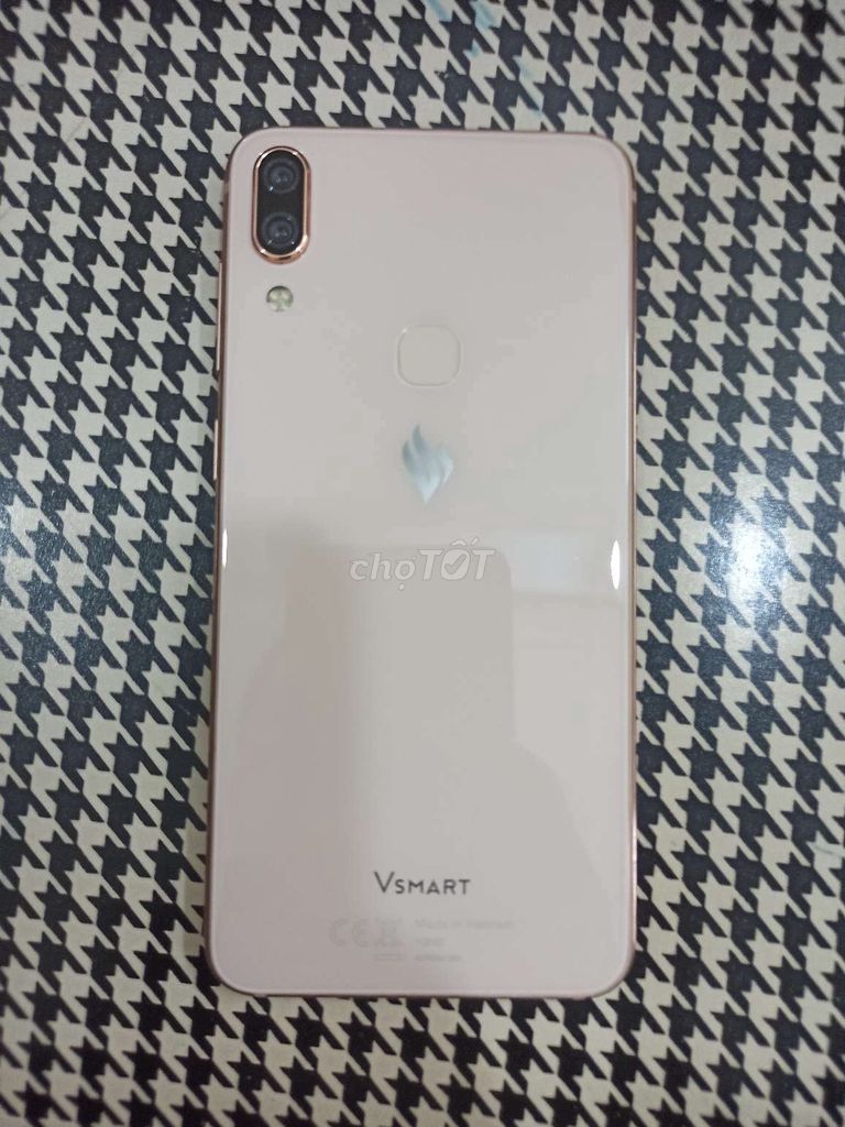 Vsmart Điện thoại Hồng Hỏng màn hình. Mua bán Điện thoại tại Quận Cầu Giấy Hà Nội được đăng bởi tùng hình 1