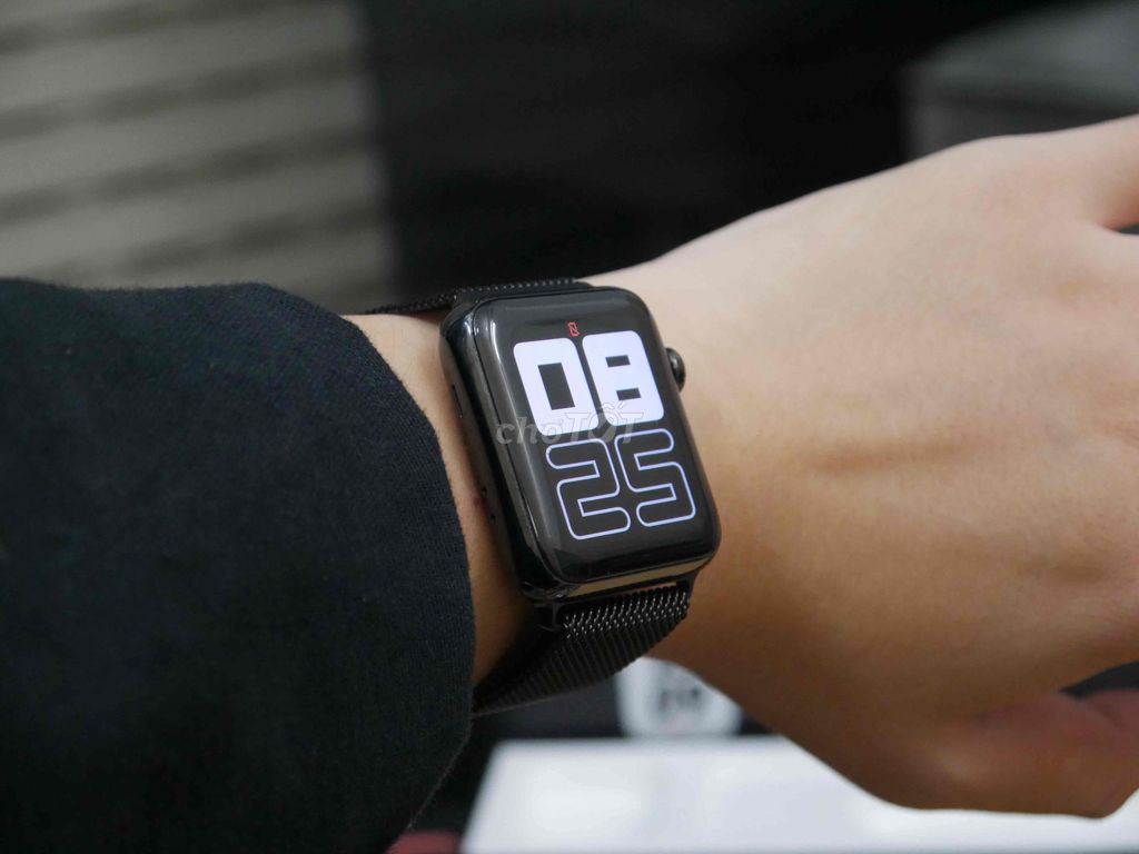 Apple Watch Series 3 42mm Thép Đen 99%. Mua bán Thiết bị đeo thông minh tại Quận 6 Tp Hồ Chí Minh được đăng bởi KHÁNH HUNTER hình 1