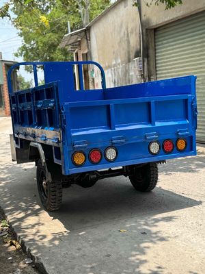 xe ba gác máy 200cc ben xe phú quý. Mua bán Phương tiện khác tại Thành phố Phan Thiết Bình Thuận được đăng bởi Sản Xuất Xe Ba Bánh Đại Thành