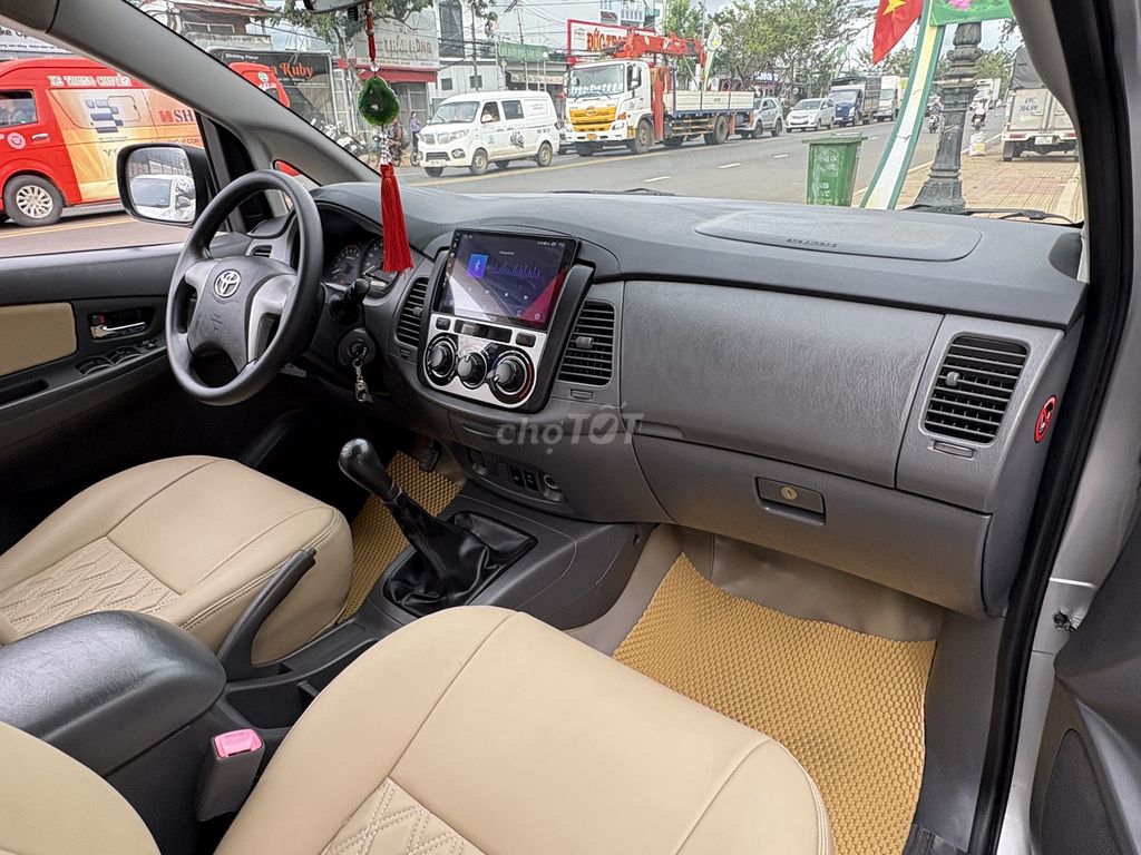 Toyota Innova 2014 2.0E - 132000 km. Mua bán Ô tô tại Huyện Đức Trọng Lâm Đồng được đăng bởi Nguyễn Hữu Dự hình 4