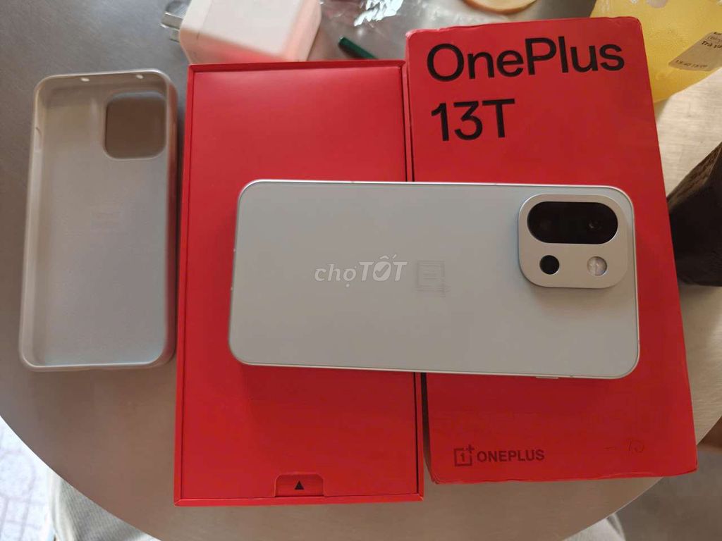 OnePlus 13T 12GB/256GB Trắng gl. Mua bán Điện thoại tại Huyện Đức Hòa Long An được đăng bởi Truong hình 1