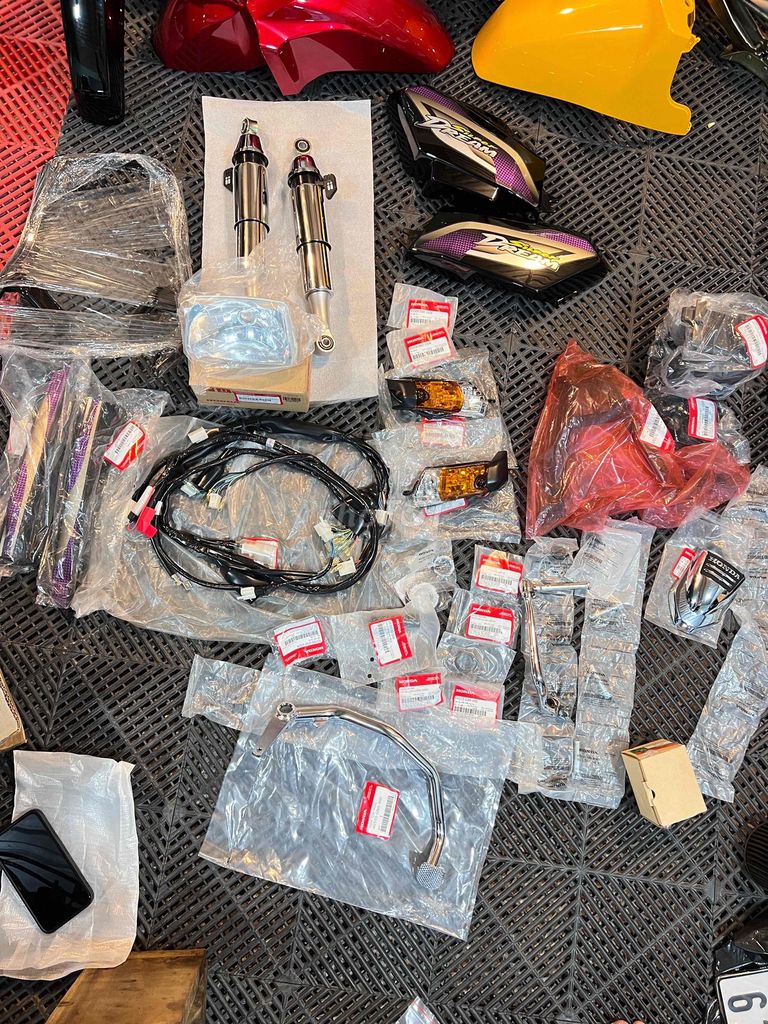 Honda Dream Super 99 Đen. Mua bán Xe máy tại Thành phố Thủ Đức Tp Hồ Chí Minh được đăng bởi HP hình 15