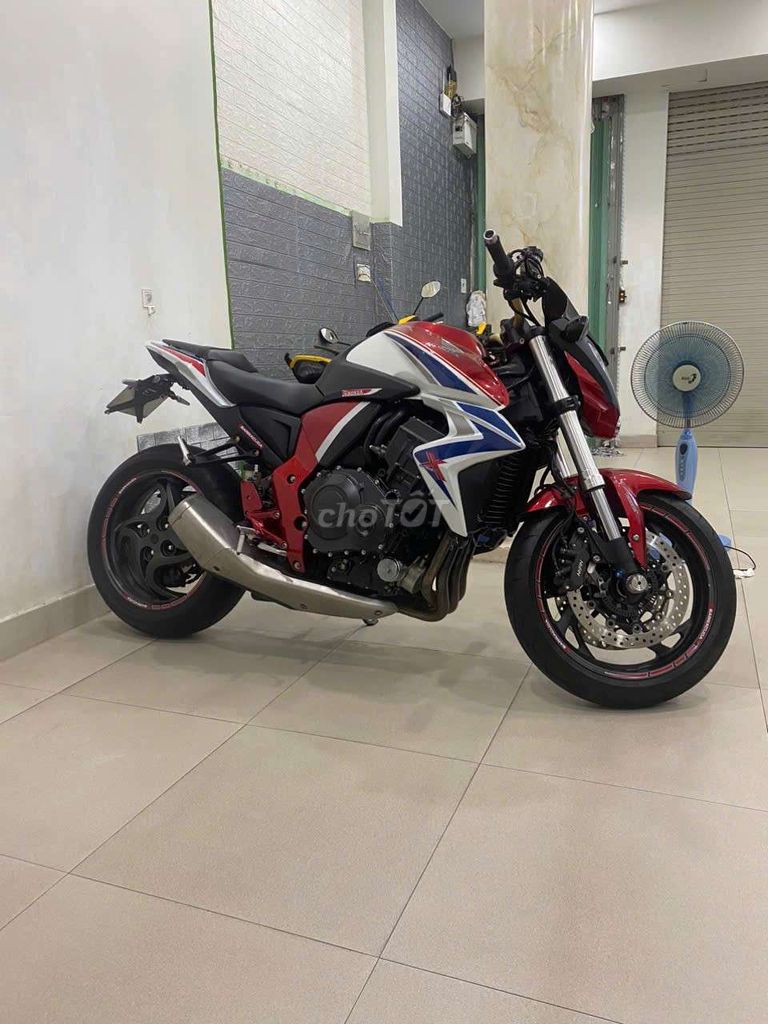 CB 1000R.2014 Bản barracuda HQCN.. Mua bán Xe máy tại Quận Tân Phú Tp Hồ Chí Minh được đăng bởi Dương Tấn Sang hình 4