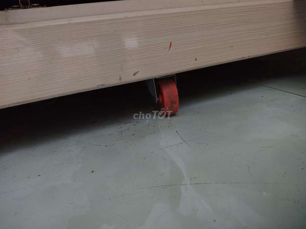 Tủ quần áo gỗ vàng nhạt đã sử dụng. Mua bán Tủ, kệ gia đình tại Huyện Châu Thành Bến Tre được đăng bởi phương hình 1