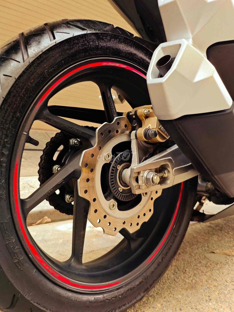 Honda CBR 250RR 202O mới leng keng-full Bảo hành. Mua bán Xe máy tại Quận Cầu Giấy Hà Nội được đăng bởi Tong motor xe may hình 7