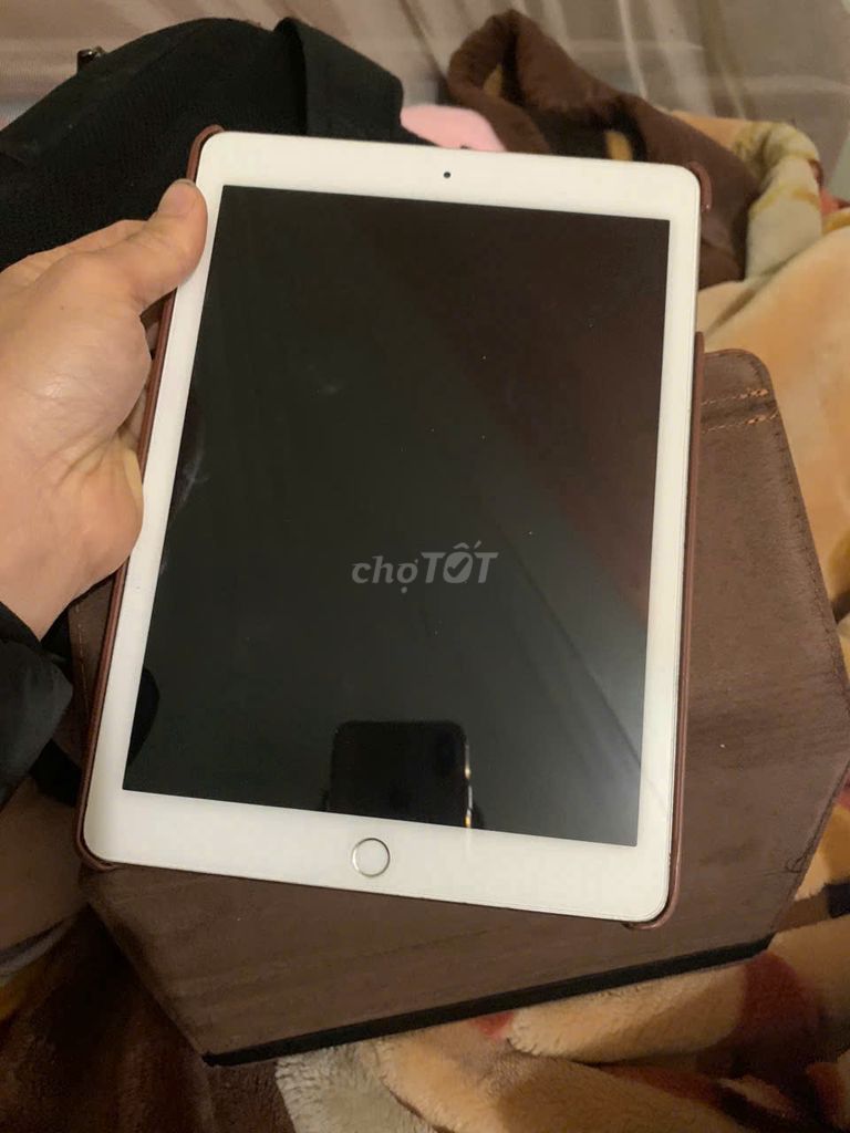 Muốn đổi qua ipad mini nên bán emm này ạ