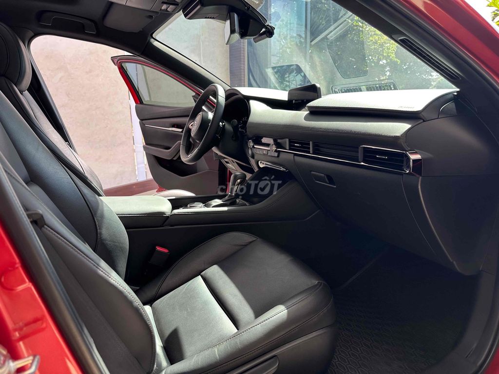 Mazda 3 1.5L Sport Premium 2022 - 28.000km. Mua bán Ô tô tại Quận Bình Tân Tp Hồ Chí Minh được đăng bởi Hai Tran Auto hình 13