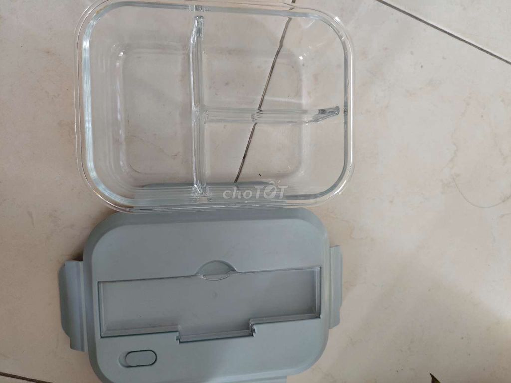 Hộp cơm Thủy tinh 3 ngăn 1L Xám. Mua bán Dụng cụ nhà bếp tại Quận 7 Tp Hồ Chí Minh được đăng bởi Lê Phú Khang hình 1