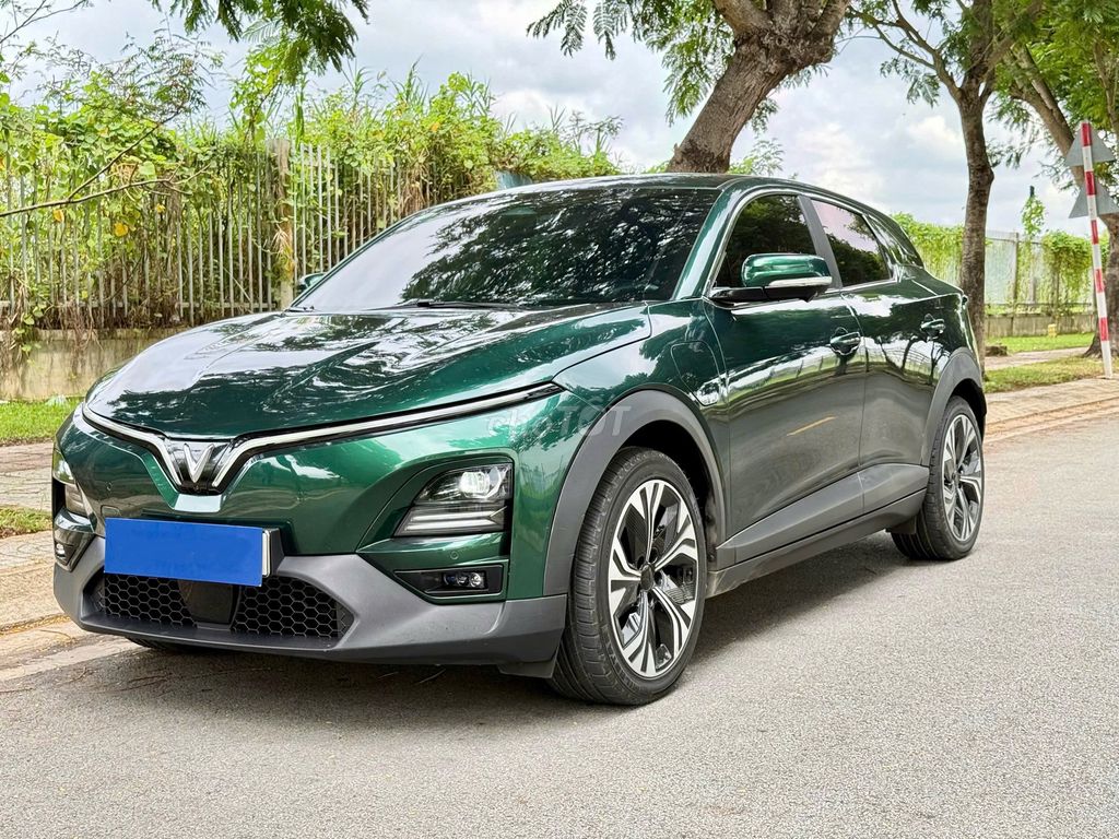 VinFast VF6 Plus 2024 КУПИТЬ АККУМУЛЯТОР - БЕСПЛАТНАЯ ЗАРЯДКА, КГ