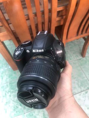 Nikon D3100(18-55m VR) máy zin đẹp bảo Hành 06 TH