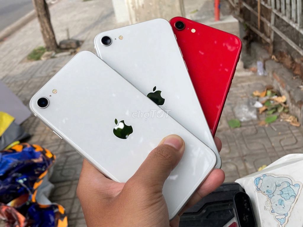 Apple iPhone SE 2020 64GB Trắng, Đỏ 79%. Mua bán Điện thoại tại Quận Bình Thạnh Tp Hồ Chí Minh được đăng bởi Hội Đồ Điện Tử hình 1