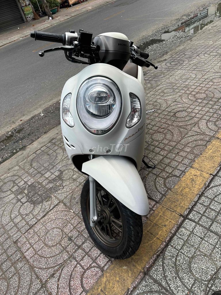 scoopy mua 2024 khoá maskay ngay chủ zin 100%