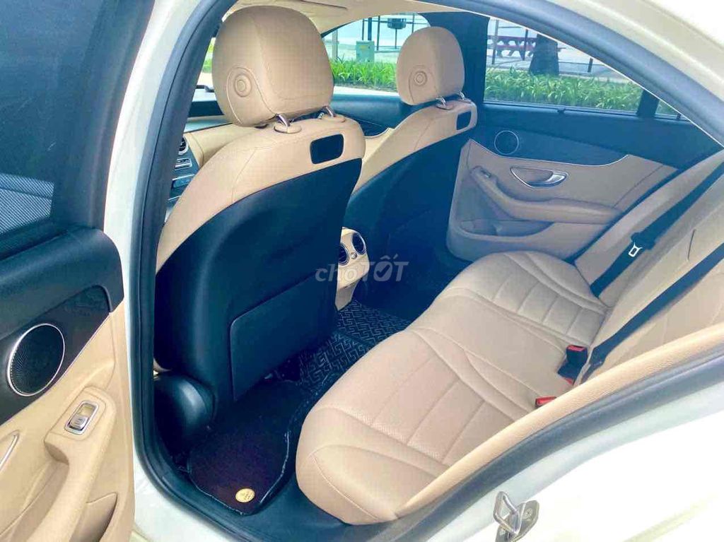 Mercedes Benz C Class 2019 C200 - 80000 km. Mua bán Ô tô tại Quận Hoàng Mai Hà Nội được đăng bởi Mr Tài hình 10