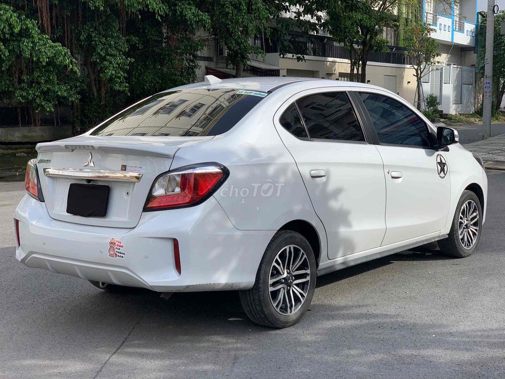 ATTRAGE PREMIUM / Trắng / 2024 / Odo 40.000km. Mua bán Ô tô tại Quận 6 Tp Hồ Chí Minh được đăng bởi Mitsubishi  hình 5