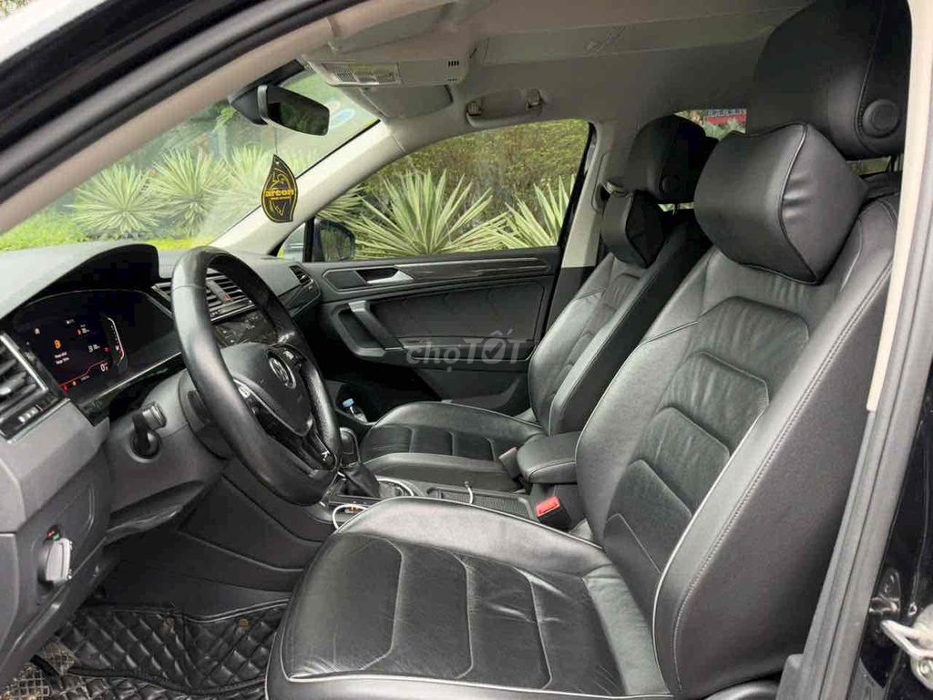 Volkswagen Tiguan 2018. Mua bán Ô tô tại Quận Nam Từ Liêm Hà Nội được đăng bởi KM Auto hình 12