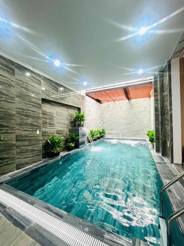 Luxury pool villa on Đa Mặn Đông near Crown — photo 1
