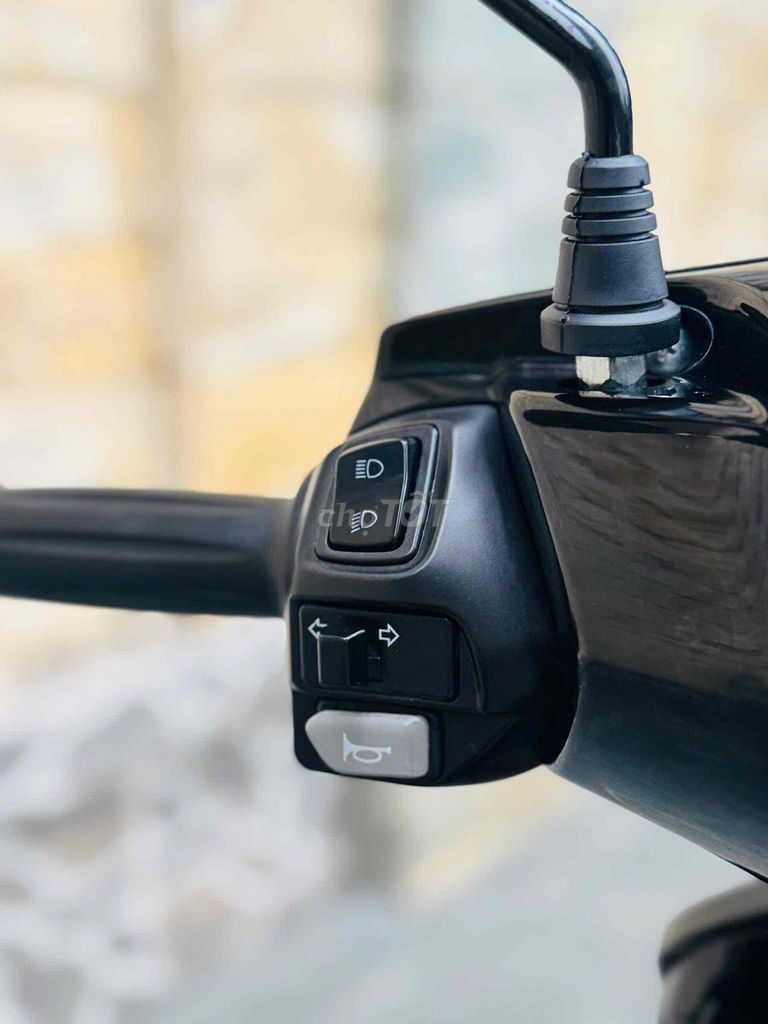 Janus 125fi bản giới hạn khoá smartkey cuối 2023. Mua bán Xe máy tại Quận Cầu Giấy Hà Nội được đăng bởi nguyễn bích thuỷ hình 13