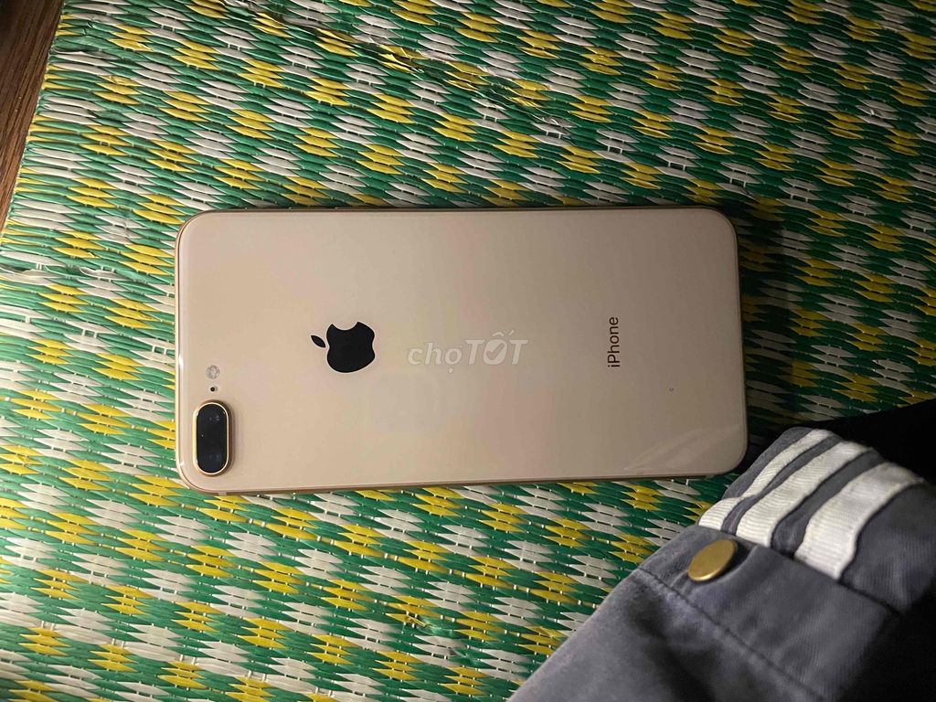 iPhone 8 Plus 64GB Vànggold vân tay còn. Mua bán Điện thoại tại Quận Cầu Giấy Hà Nội được đăng bởi Trần Quốc Hưng hình 1