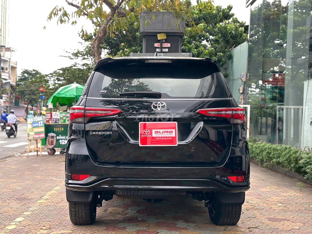 Toyota Fortuner 2021 Legender 2.4 4X2AT - 85265 km. Mua bán Ô tô tại Huyện Hóc Môn Tp Hồ Chí Minh được đăng bởi Vũ Phong Toyota Sure Xe Cũ Chính Hãng hình 5