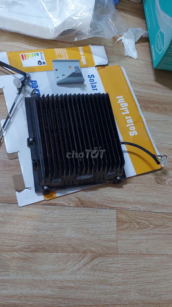 Đèn pha LED ACUMEN Ánh sáng trắng. Mua bán Đèn tại Quận Cái Răng Cần Thơ được đăng bởi Tran giau hình 1