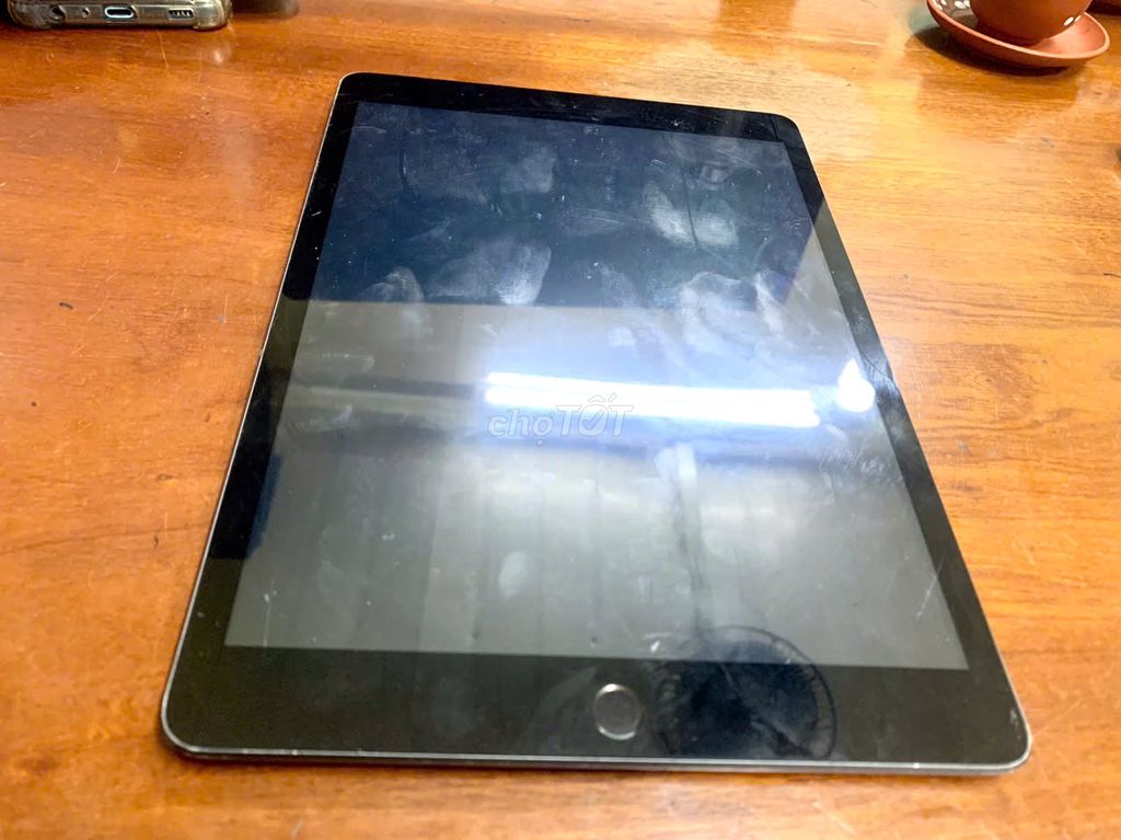 iPad A2197 hư không lên nguồn/ bán xác