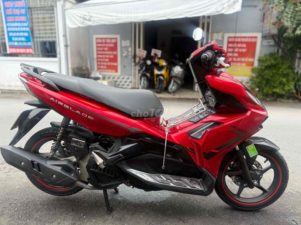 Airblade 125 2022 Lướt 6km B95 GÓP CẦN CCCD ĐỦ 18t. Mua bán Xe máy tại Quận Ninh Kiều Cần Thơ được đăng bởi XE MÁY HOÀNG YẾN hình 2