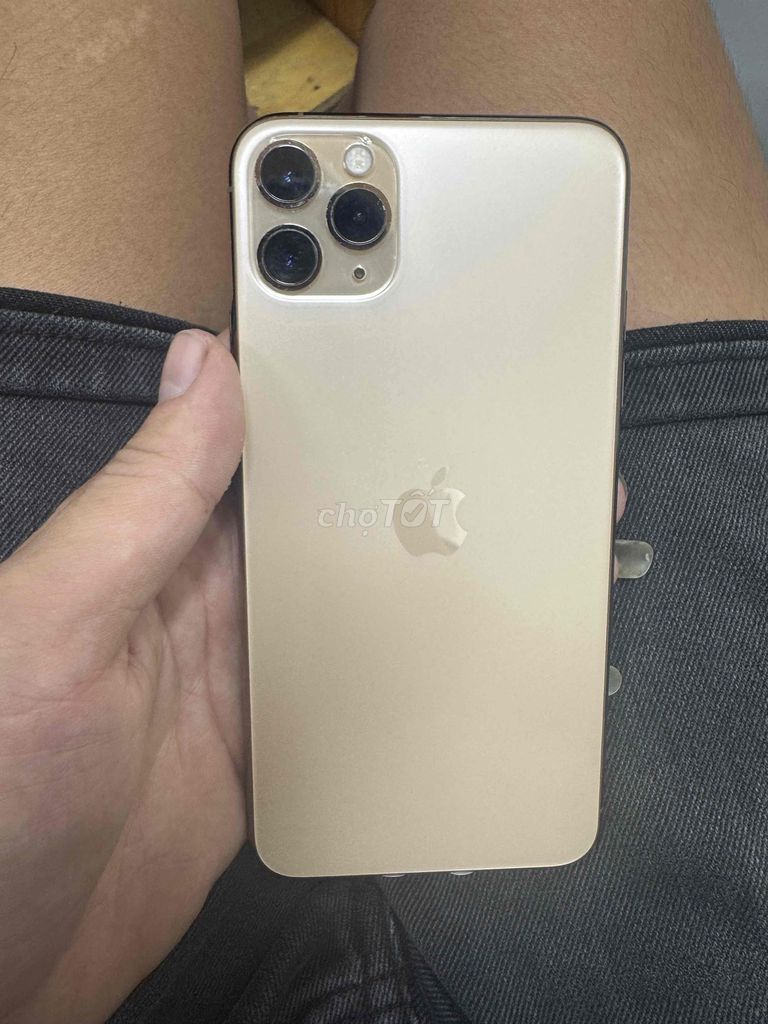 Apple iPhone 11 Pro Max 256GB Vàng. Mua bán Điện thoại tại Quận Hoàng Mai Hà Nội được đăng bởi Kiêuhuynhduc hình 1