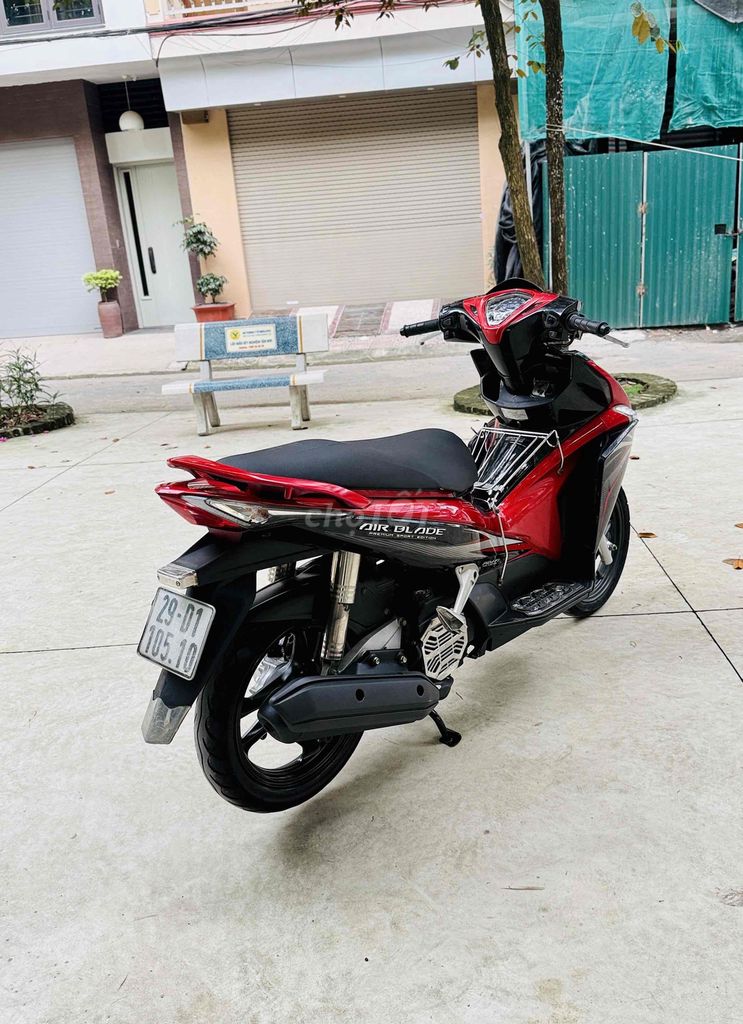 Airblade 110 Fi phun xăng điện tử. Mua bán Xe máy tại Quận Bắc Từ Liêm Hà Nội được đăng bởi XE MÁY ÁNH QUÂN hình 5