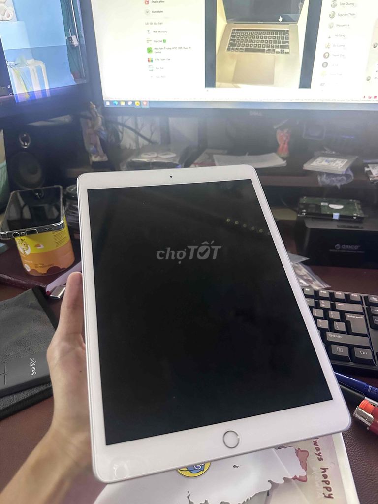 Apple iPad Gen 7 32GB Bạc. Mua bán Máy tính bảng tại Quận 10 Tp Hồ Chí Minh được đăng bởi TNT Memory hình 1