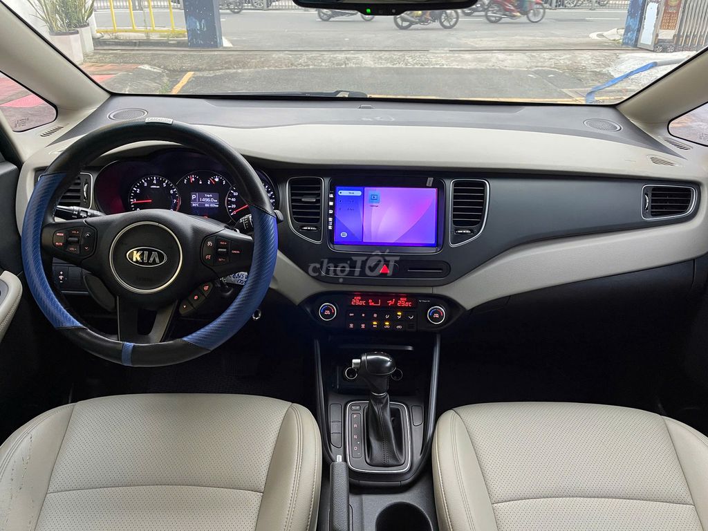 KIA RONDO GAT 2022 XE GIA ĐÌNH CHẤT ĐẸP HT VAY 70%. Mua bán Ô tô tại Quận 11 Tp Hồ Chí Minh được đăng bởi Hiếu hình 9