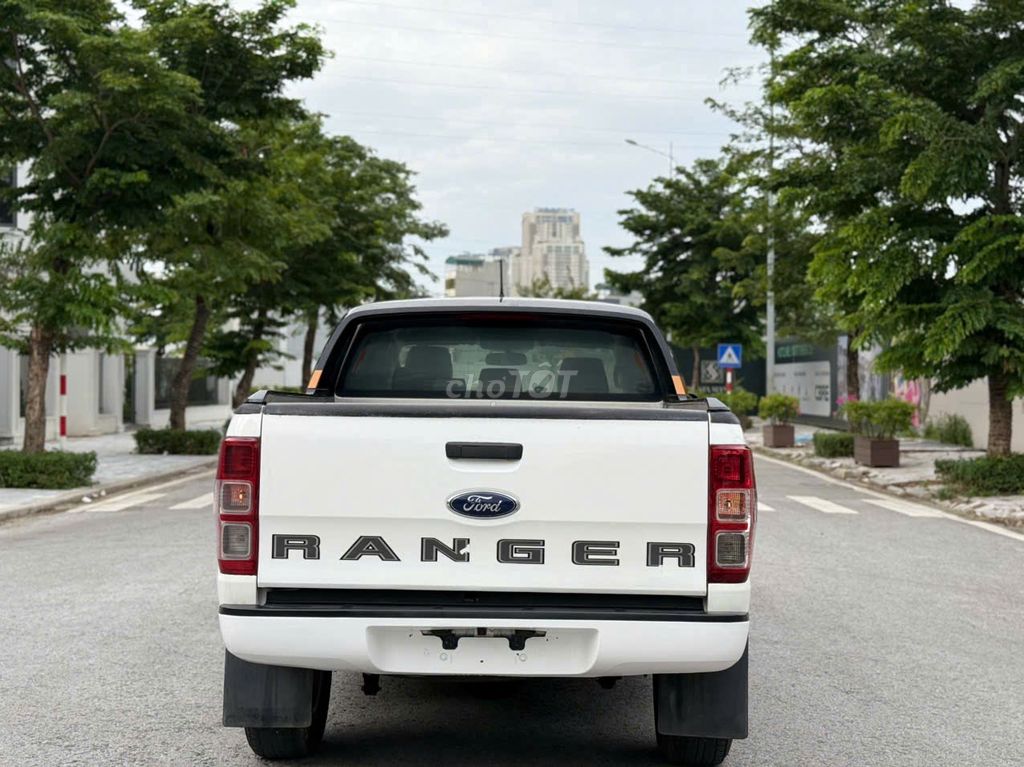 Ford Ranger XLS sản xuất 2020 AT bản 2.2 nhập khẩu. Mua bán Ô tô tại Quận Hà Đông Hà Nội được đăng bởi Sỹ Mai Auto hình 12