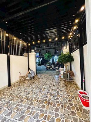 Аренда · 4 комн. · 68 м² · Quận 12, ул. Đường Tô Ngọc Vân